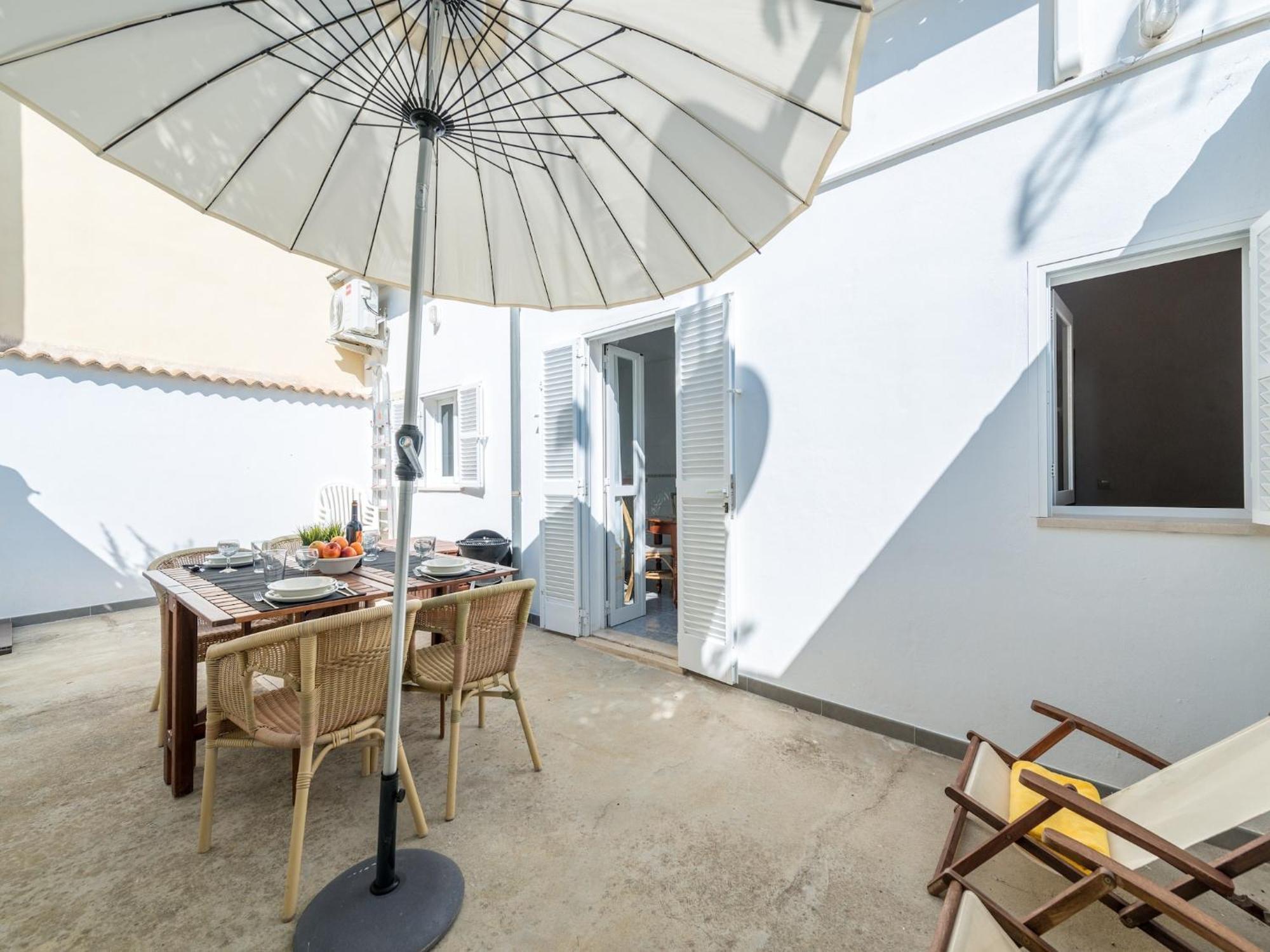 Terrific House In With Wifi Chaleter