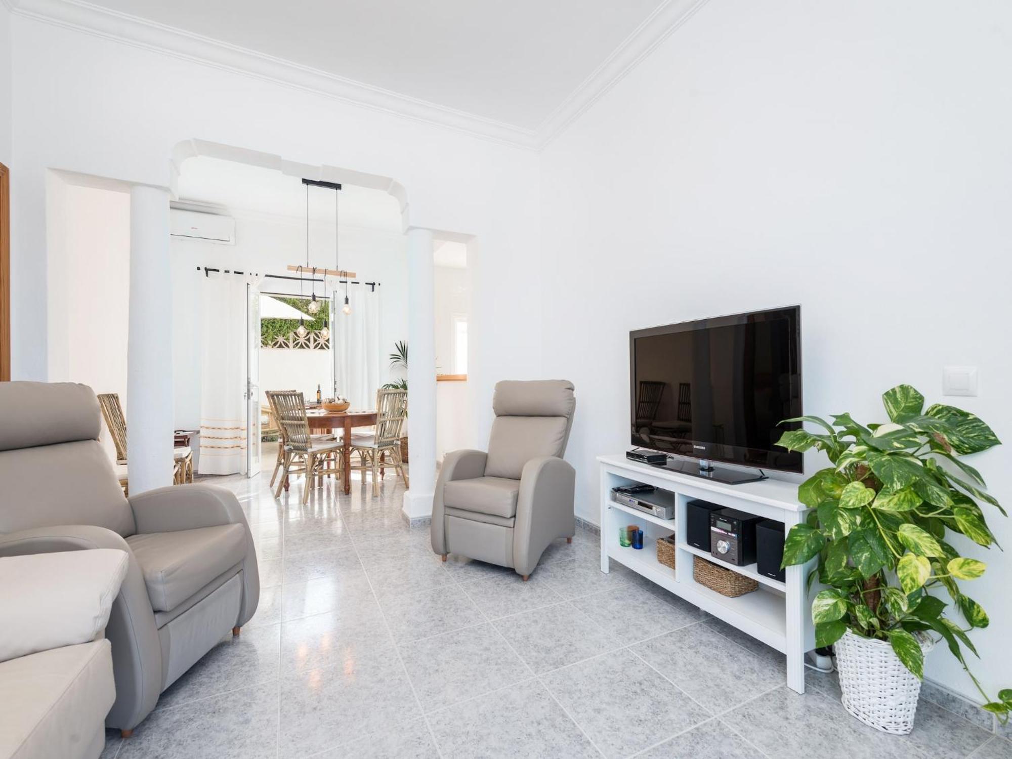 Chaleter Terrific House In With Wifi Alcúdia