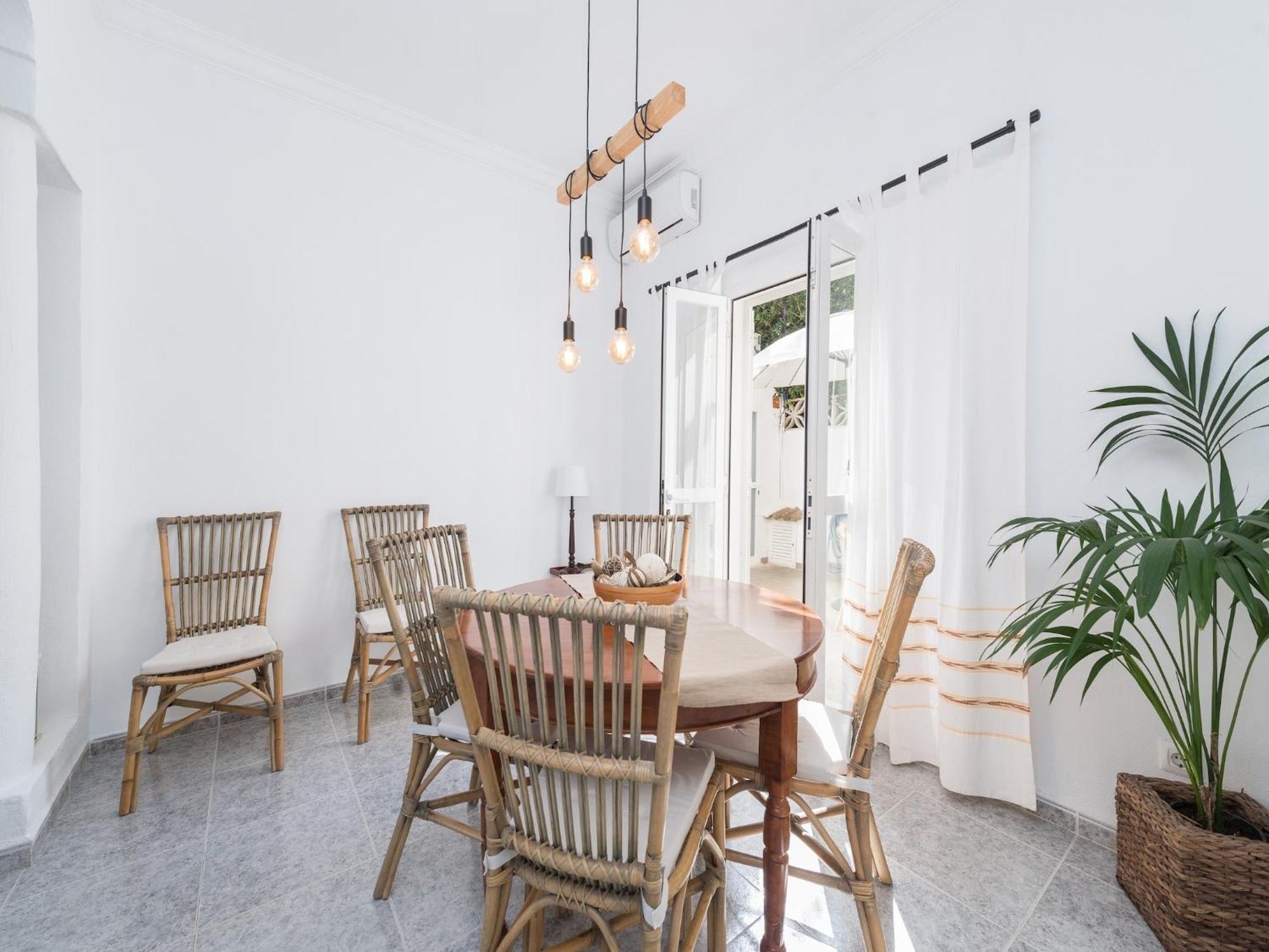 Terrific House In With Wifi Chaleter *